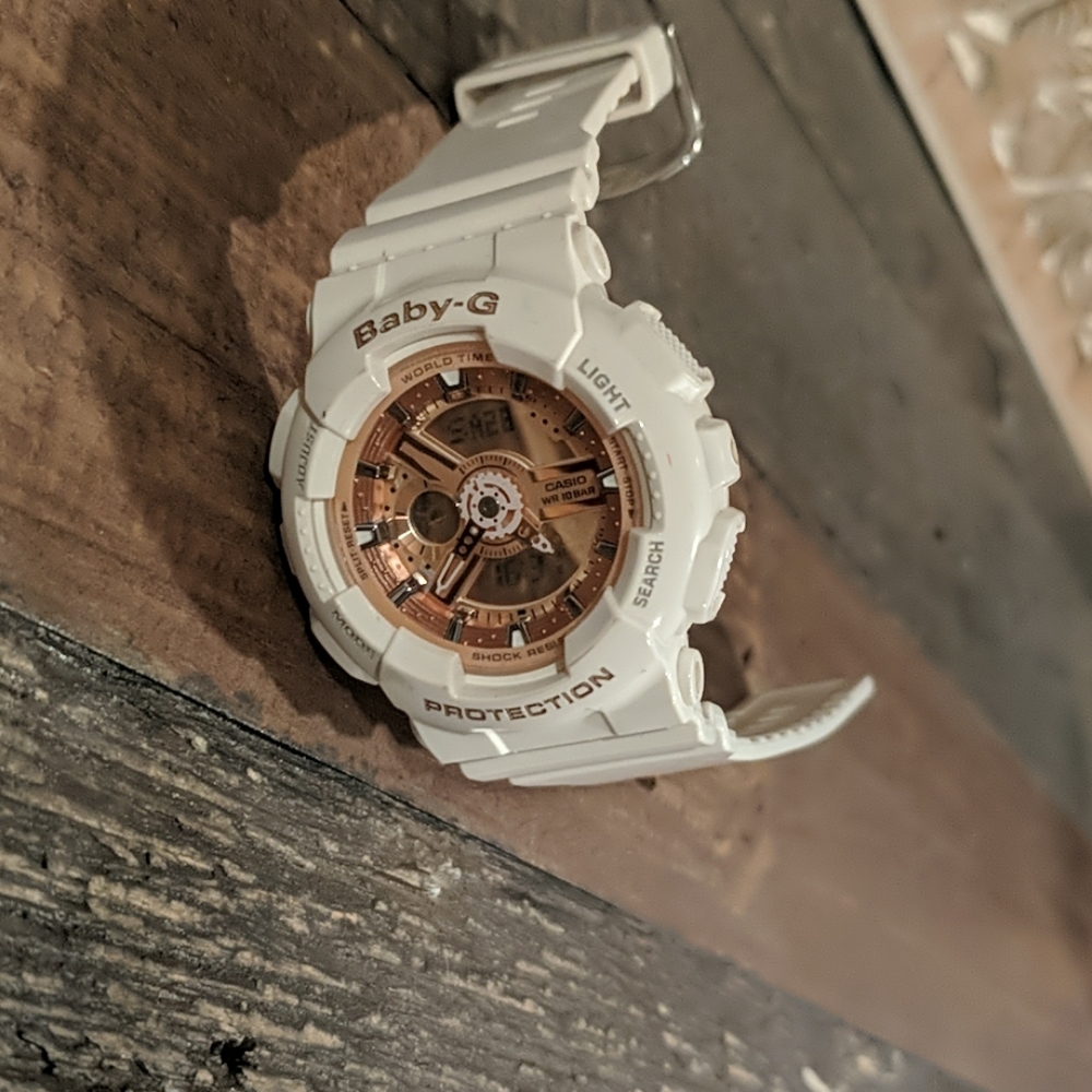 Baby-G shock white watch